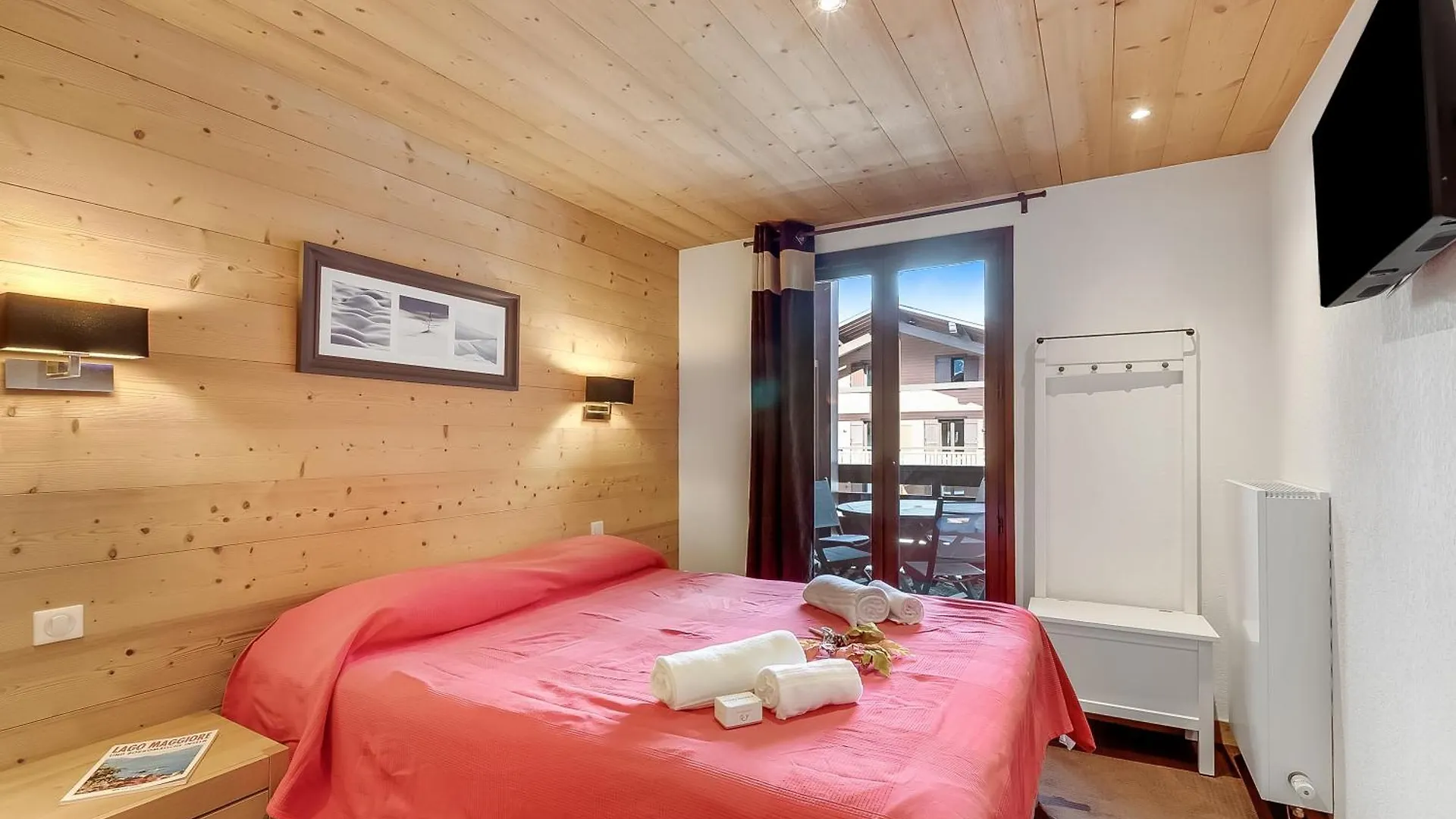 L'Ours Bleu B33 Ski -In Ski -Out - Happy Rentals 발로시네 아파트